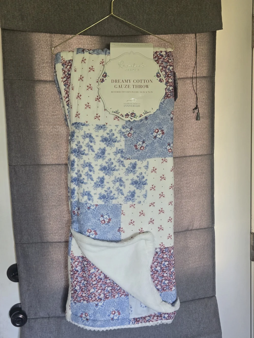 Rosalie's Garden Gauze throw blanket